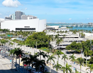 244 Biscayne Blvd - Photo Thumbnail 22