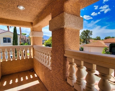 8129 Desert Jewel Circle - Photo Thumbnail 23