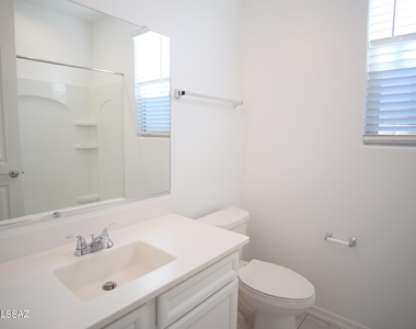 12384 N Amberwood Place - Photo Thumbnail 30