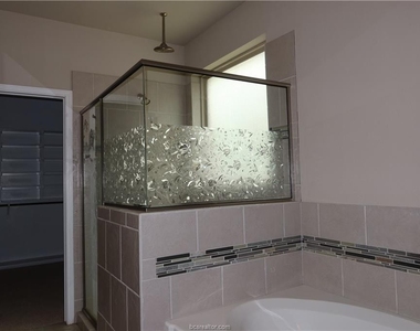 2608 Kinnersley Court - Photo Thumbnail 11