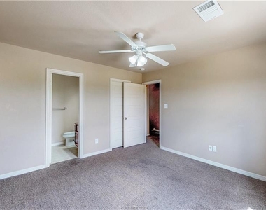 6902 Appomattox Drive - Photo Thumbnail 21