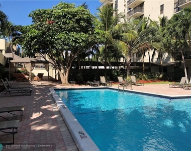 3031 N Ocean Blvd - Photo Thumbnail 0