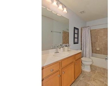 42685 Orefield Terrace - Photo Thumbnail 19