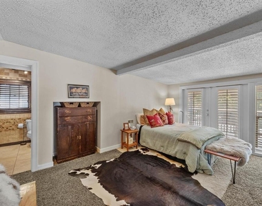 3725 El Campo Avenue - Photo Thumbnail 13