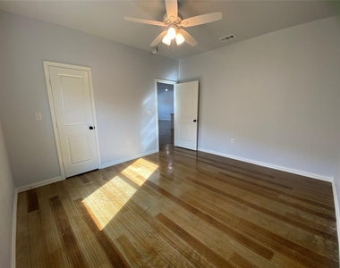 5521 Diaz Avenue - Photo Thumbnail 11