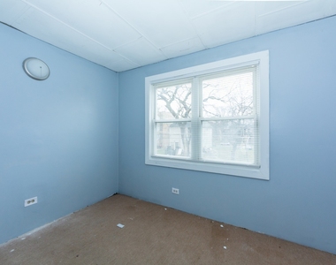 6415 S Morgan Street - Photo Thumbnail 16