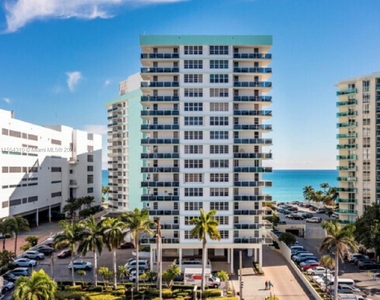 3725 S Ocean Dr - Photo Thumbnail 16