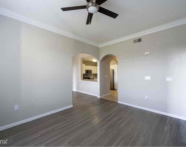 4111 Fannin St 413 - Photo Thumbnail 2