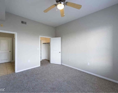 4111 Fannin St 413 - Photo Thumbnail 8