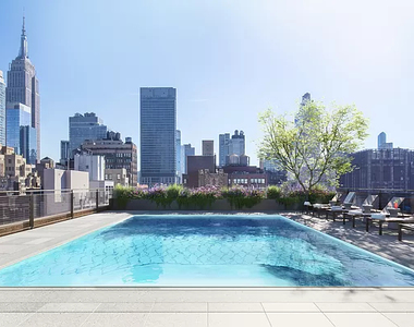 243 West 28th Street - Photo Thumbnail 16
