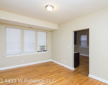 4433 W Fullerton Ave - Photo Thumbnail 1