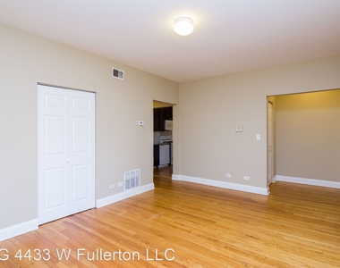 4433 W Fullerton Ave - Photo Thumbnail 13