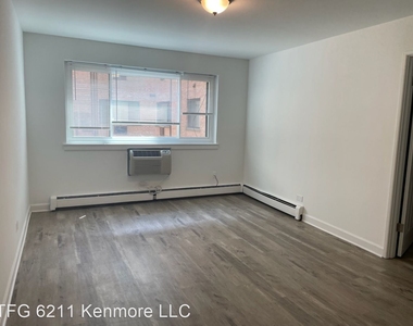 6211 N Kenmore Ave - Photo Thumbnail 2