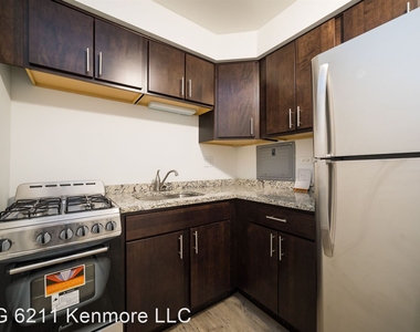 6211 N Kenmore Ave - Photo Thumbnail 12