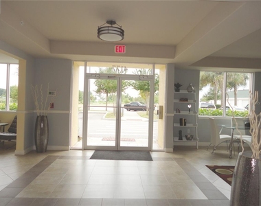 4177 N Orange Blossom Trail - Photo Thumbnail 17