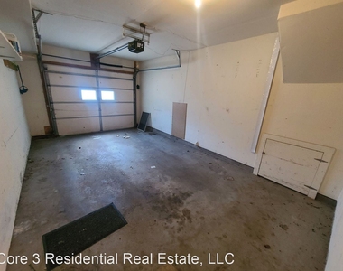 1711 Rockingham, Unit A - Photo Thumbnail 9