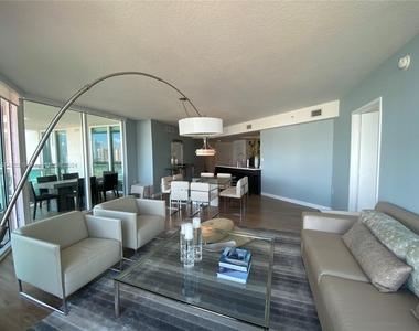 150 Sunny Isles Blvd - Photo Thumbnail 7