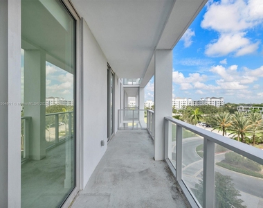 2000 Metropica Way - Photo Thumbnail 26