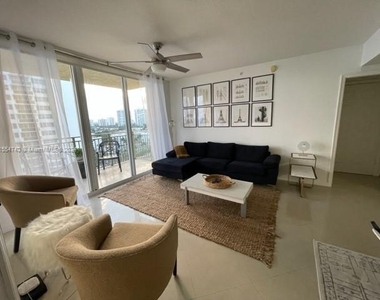 2080 S Ocean Dr - Photo Thumbnail 5