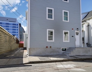 30 Horace Street - Photo Thumbnail 37