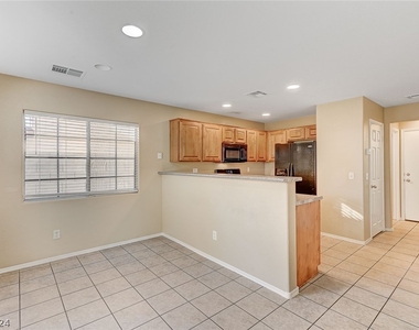 10567 Pueblo Springs Street - Photo Thumbnail 8