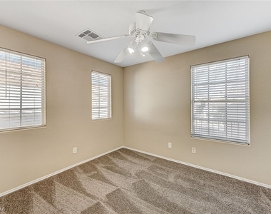 10567 Pueblo Springs Street - Photo Thumbnail 23