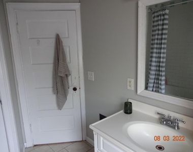 215 E Jenkins Avenue - Photo Thumbnail 37