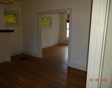 215 E Jenkins Avenue - Photo Thumbnail 12