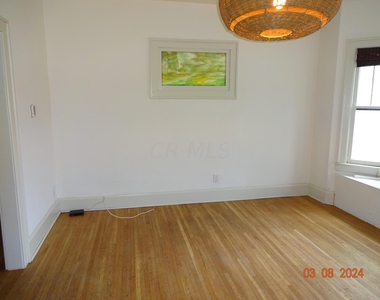 215 E Jenkins Avenue - Photo Thumbnail 13