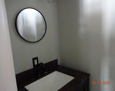 215 E Jenkins Avenue - Photo Thumbnail 20