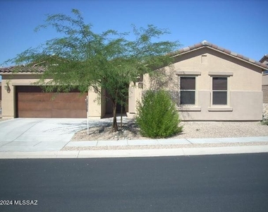 11423 N Adobe Village Place - Photo Thumbnail 0