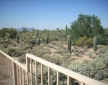 11423 N Adobe Village Place - Photo Thumbnail 8