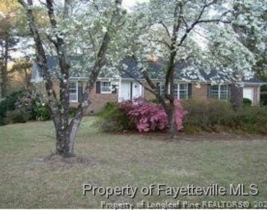 744 Galloway Drive - Photo Thumbnail 1