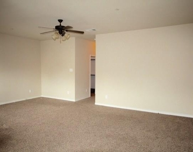 4269 Comanche Drive - Photo Thumbnail 5