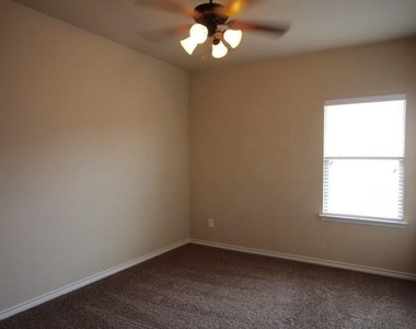 4269 Comanche Drive - Photo Thumbnail 11