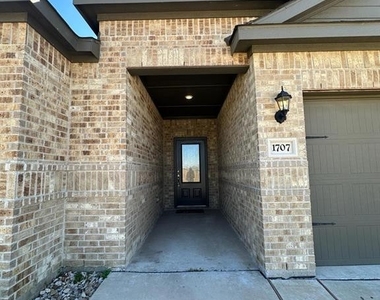 1707 Cotton Blossom Lane - Photo Thumbnail 1