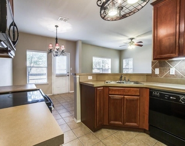 4531 Woodsboro Lane - Photo Thumbnail 15