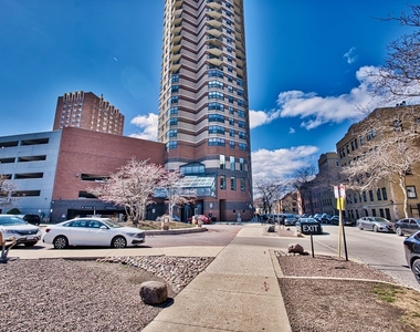 3660 N Lake Shore Drive - Photo Thumbnail 48