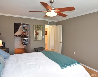 4501 Cedros Avenue - Photo Thumbnail 18