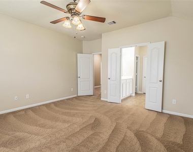 3318 Cactus Heights Lane - Photo Thumbnail 11