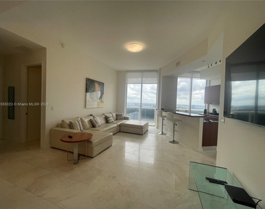 15901 Collins Ave - Photo Thumbnail 5