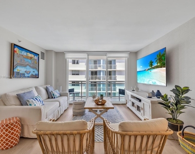 6917 Collins Ave - Photo Thumbnail 13