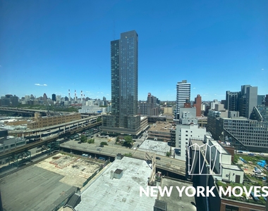 43 Crescent Street | Long Island City - Photo Thumbnail 6