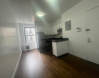 216 East 89th Street - Photo Thumbnail 8