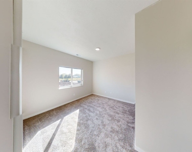 310 N Maple Avenue - Photo Thumbnail 14