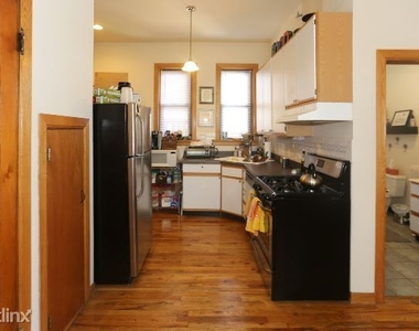 2202 W. Belmont, Unit R-5 - Photo Thumbnail 3