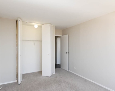 4334 N. Hazel, Unit A6161 - Photo Thumbnail 11