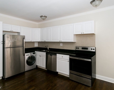 3345 N. Marshfield, Unit A903 - Photo Thumbnail 4