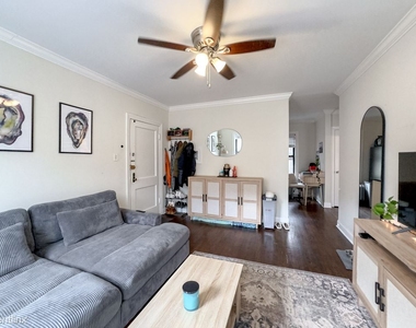 1054 W. Lill, Unit 4 - Photo Thumbnail 18