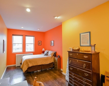 3509 N. Marshfield, Unit 4 - Photo Thumbnail 12